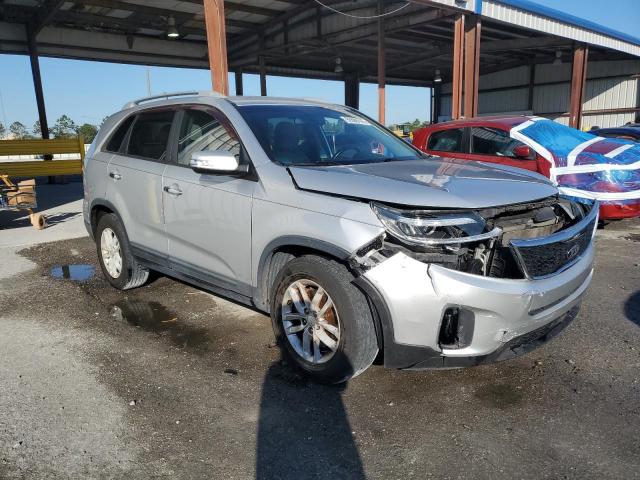 Photo 4 from auction – 2014 KIA SORENTO LX with VIN 5XYKT4A67EG436243