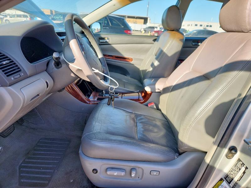 Photo 7 from auction – 2005 TOYOTA CAMRY LE with VIN 4T1BE32K65U975141