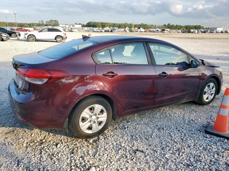 Photo 3 from auction – 2017 KIA FORTE LX with VIN 3KPFK4A73HE010404