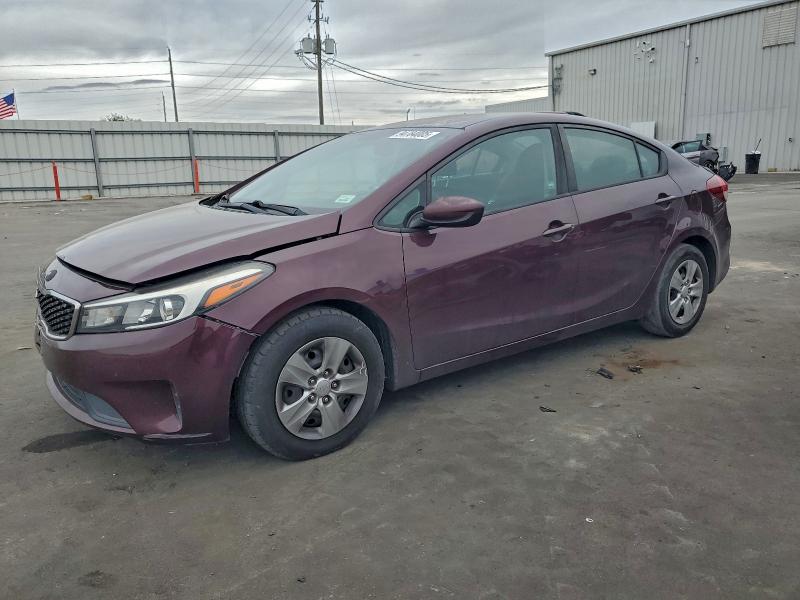 KIA FORTE LX 2017 with VIN 3KPFK4A72HE015867 - Photo from auction