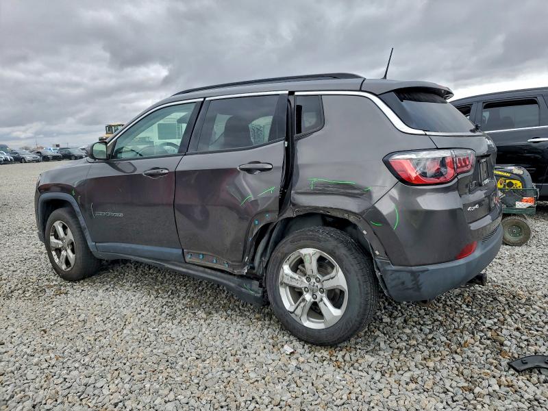 Photo 2 from auction – 2017 JEEP COMPASS with VIN 3C4NJDBBXHT692971