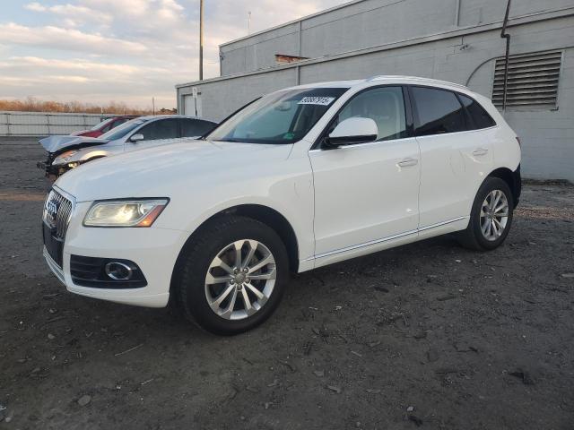 AUDI Q5 PREMIUM 2016 с VIN WA1C2AFP9GA010946 - Фото с аукциона