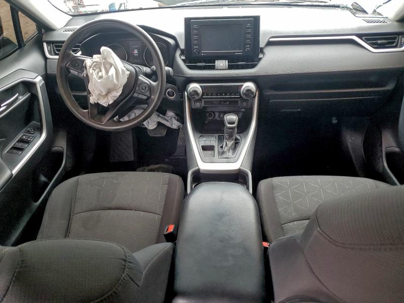 Photo 8 from auction – 2021 TOYOTA RAV4 XLE with VIN 2T3W1RFV4MC123978