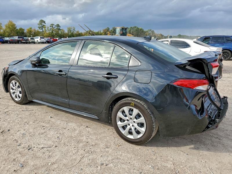 Photo 2 from auction – 2022 TOYOTA COROLLA LE with VIN JTDEPMAE8NJ214061