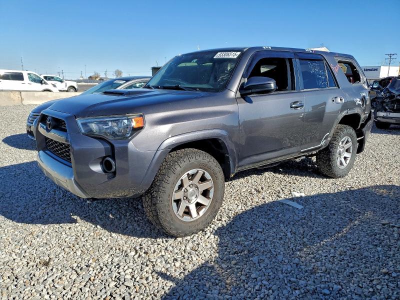 TOYOTA 4RUNNER SR 2016 with VIN JTEBU5JR5G5402709 - Photo from auction