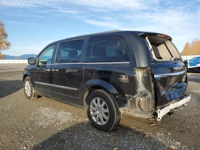 Photo 2 from auction – 2015 CHRYSLER TOWN & COU with VIN 2C4RC1BG4FR514138