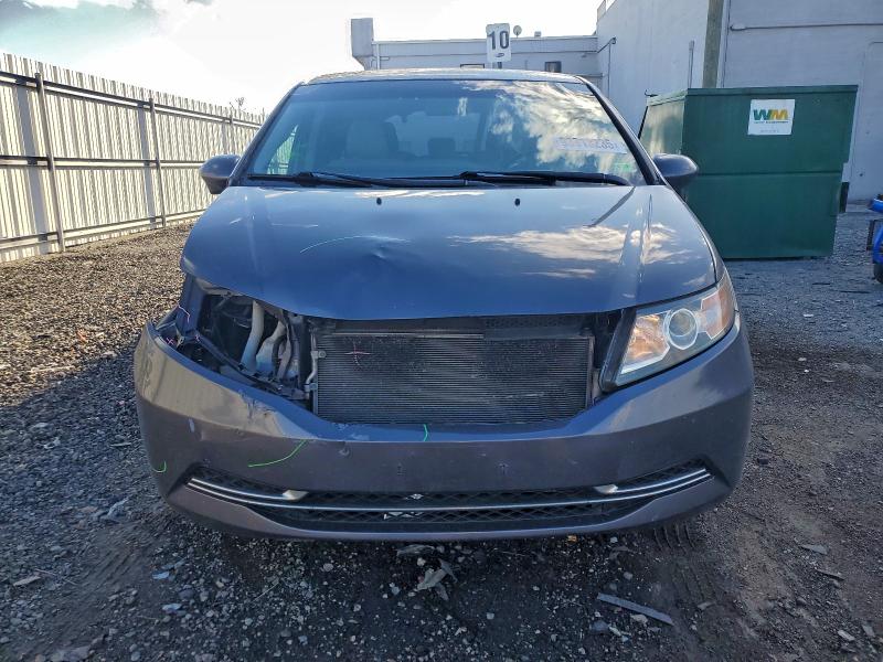 Photo 5 from auction – 2016 HONDA ODYSSEY SE with VIN 5FNRL5H33GB006753