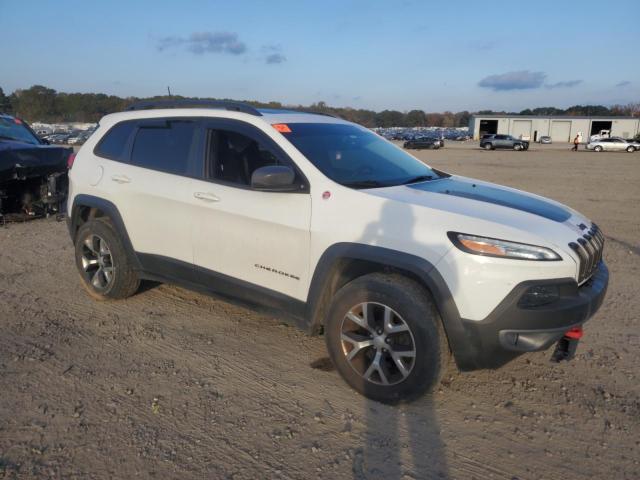 Photo 4 from auction – 2018 JEEP CHEROKEE T with VIN 1C4PJMBB9JD575161