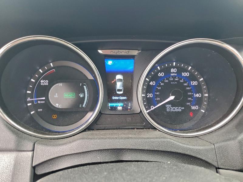 Photo 9 from auction – 2013 HYUNDAI SONATA HYB with VIN KMHEC4A49DA068752