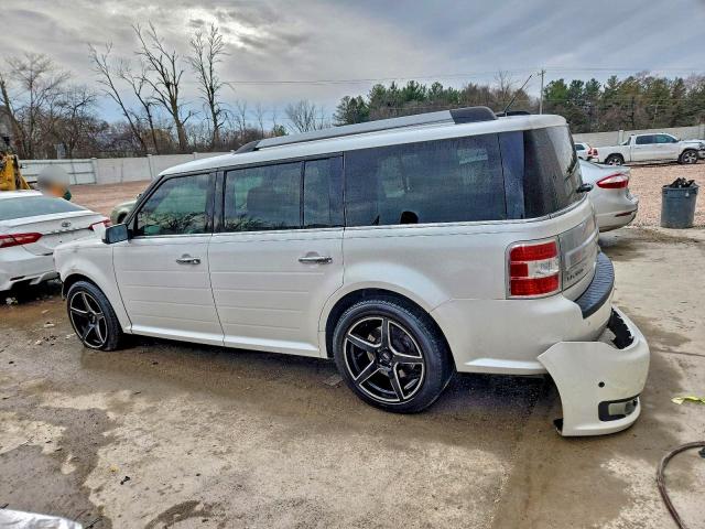 Photo 2 from auction – 2014 FORD FLEX LIMIT with VIN 2FMHK6DT1EBD31076