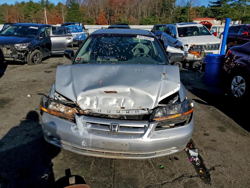 Photo 5 from auction – 2001 HONDA ACCORD VAL with VIN 1HGCF86661A065082