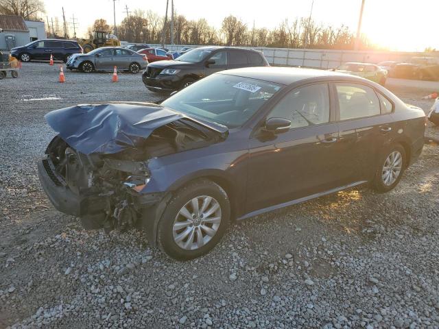 VOLKSWAGEN PASSAT S 2015 with VIN 1VWAT7A31FC044901 - Photo from auction