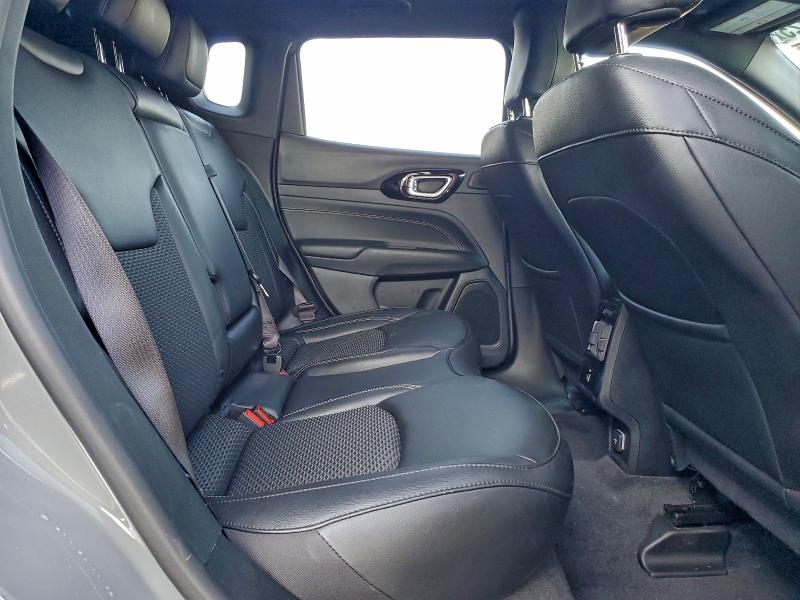 Photo 10 from auction – 2023 JEEP COMPASS LA with VIN 3C4NJDBN4PT563052