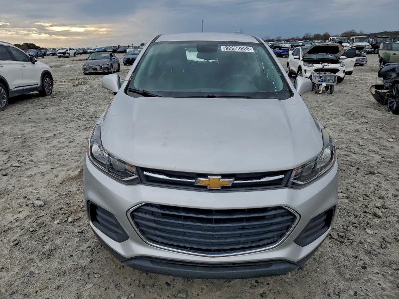Photo 5 from auction – 2019 CHEVROLET TRAX LS with VIN 3GNCJKSB6KL312454