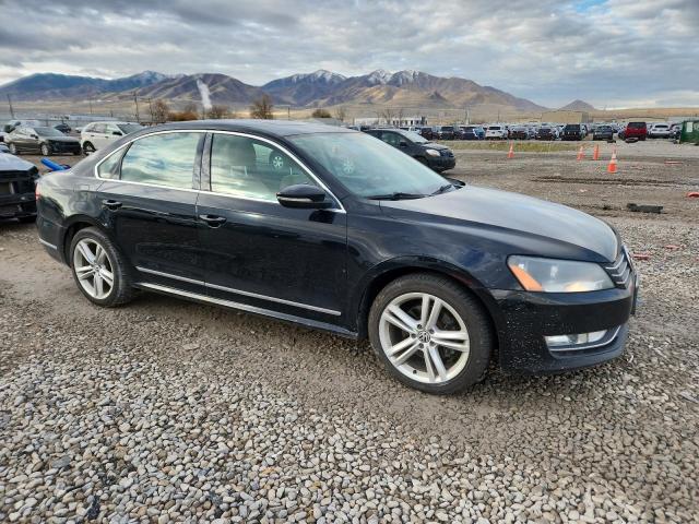 Photo 4 from auction – 2012 VOLKSWAGEN PASSAT SEL with VIN 1VWCN7A31CC050664