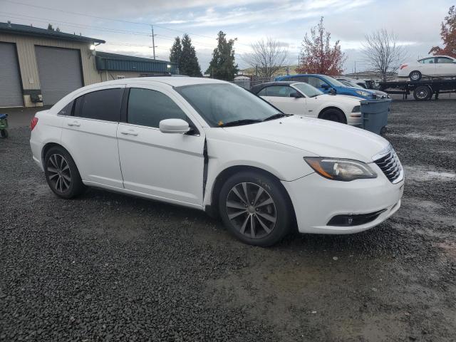 Photo 4 from auction – 2012 CHRYSLER 200 TOURIN with VIN 1C3CCBBG0CN303446