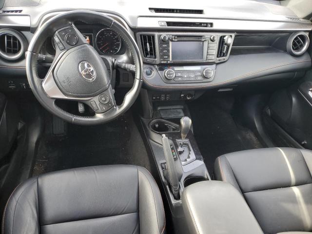 Photo 8 from auction – 2018 TOYOTA RAV4 SE with VIN JTMJFREV4JD241842