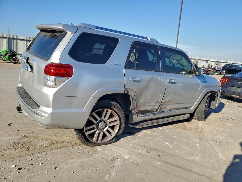 Photo 3 from auction – 2012 TOYOTA 4RUNNER SR with VIN JTEZU5JR8C5043784