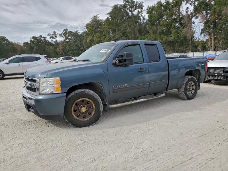 CHEVROLET SILVERADO 2011 with VIN 1GCRKREA4BZ150599 - Photo from auction