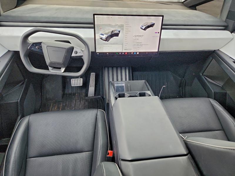 Photo 8 from auction – 2024 TESLA CYBERTRUCK with VIN 7G2CEHEE2RA038355