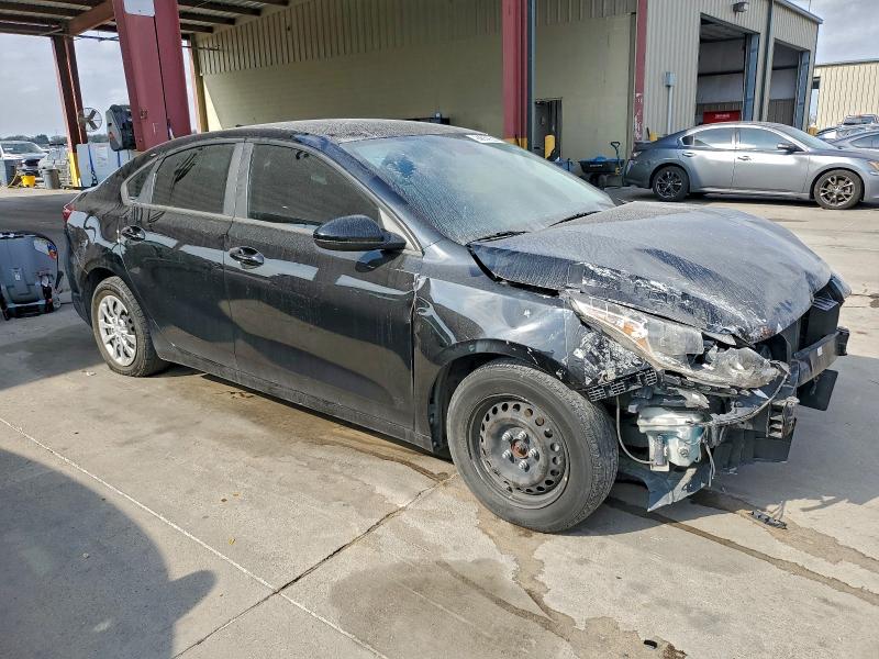 Photo 4 from auction – 2021 KIA FORTE FE with VIN 3KPF24AD0ME314984