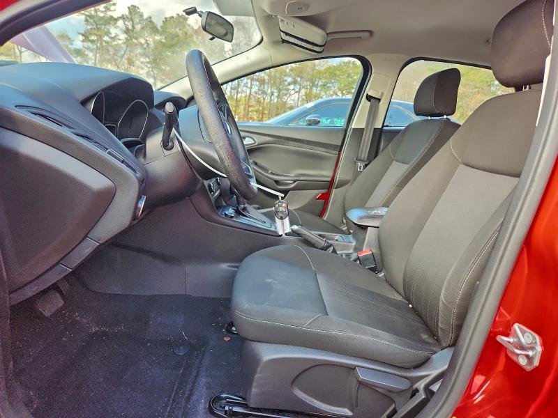 Photo 7 from auction – 2017 FORD FOCUS SE with VIN 1FADP3F21HL251259