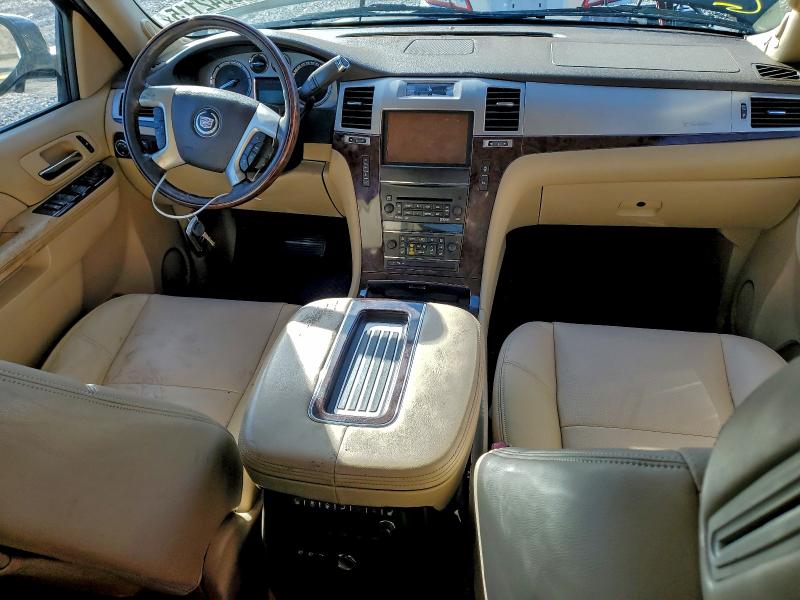 Photo 8 from auction – 2013 CADILLAC ESCALADE L with VIN 1GYS3BEF2DR100492