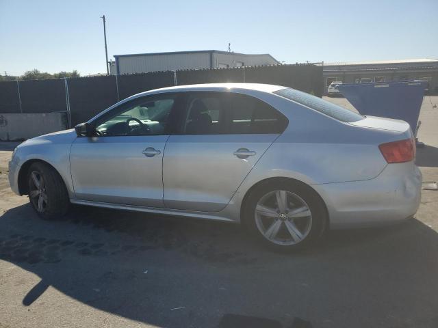Photo 2 from auction – 2014 VOLKSWAGEN JETTA BASE with VIN 3VW2K7AJ9EM226428