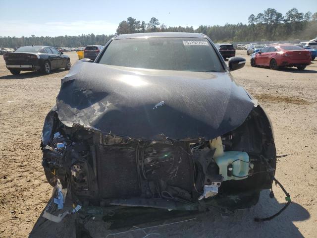 Photo 5 from auction – 2013 HYUNDAI GENESIS with VIN KMHGC4DD9DU221679