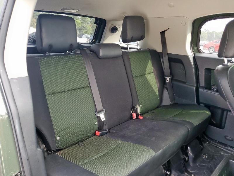 Photo 11 from auction – 2011 TOYOTA FJ CRUISER with VIN JTEBU4BF4BK112227