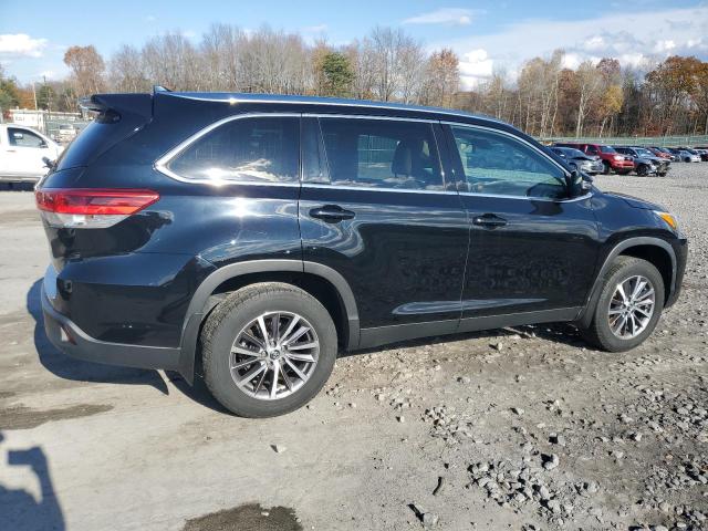 Photo 3 from auction – 2019 TOYOTA HIGHLANDER with VIN 5TDJZRFH9KS589285