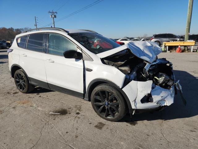 Photo 4 from auction – 2018 FORD ESCAPE SE with VIN 1FMCU0GD0JUD58148