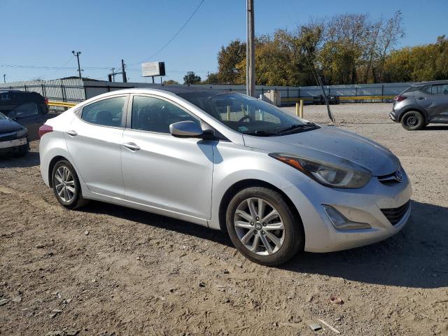 Photo 4 from auction – 2016 HYUNDAI ELANTRA with VIN 5NPDH4AE5GH768128
