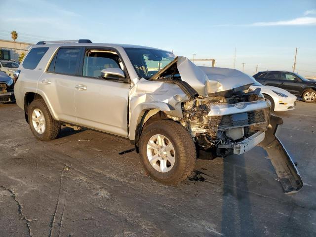 Photo 4 from auction – 2020 TOYOTA 4RUNNER SR with VIN JTEZU5JR2L5222502