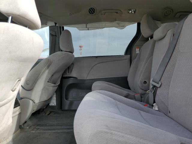 Photo 11 from auction – 2016 TOYOTA SIENNA LE with VIN 5TDKK3DC6GS737980