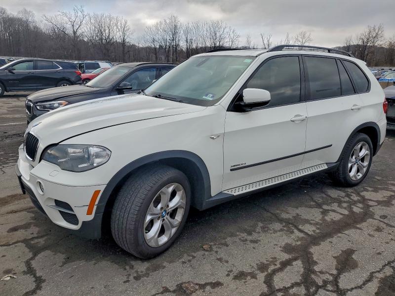 BMW X5 XDRIVE3 2012 with VIN 5UXZV4C50CL757358 - Photo from auction