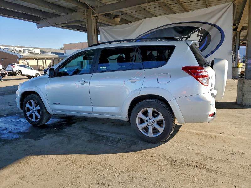 Photo 2 from auction – 2012 TOYOTA RAV4 LIMIT with VIN 2T3DF4DV0CW234698