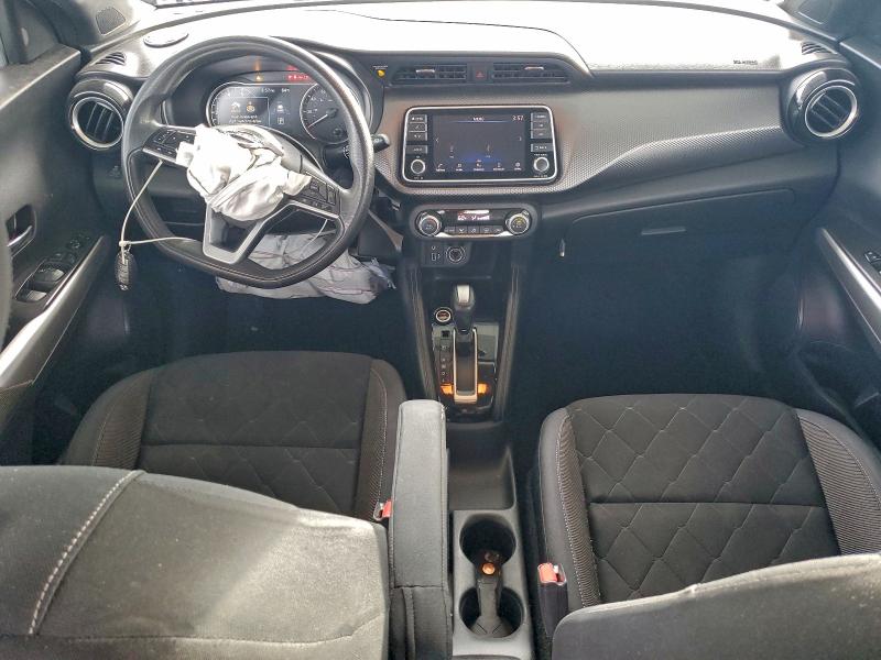 Photo 8 from auction – 2019 NISSAN KICKS S with VIN 3N1CP5CU3KL559670