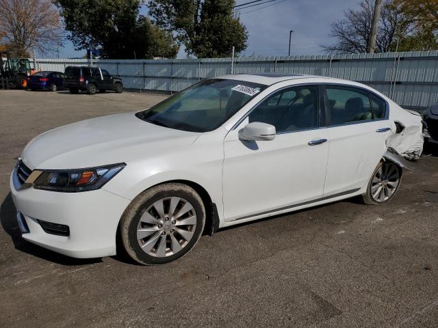 HONDA ACCORD EXL 2015 with VIN 1HGCR2F82FA057560 - Photo from auction