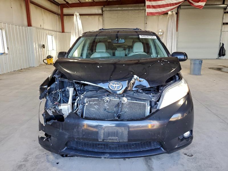 Photo 5 from auction – 2012 TOYOTA SIENNA XLE with VIN 5TDYK3DC4CS205793