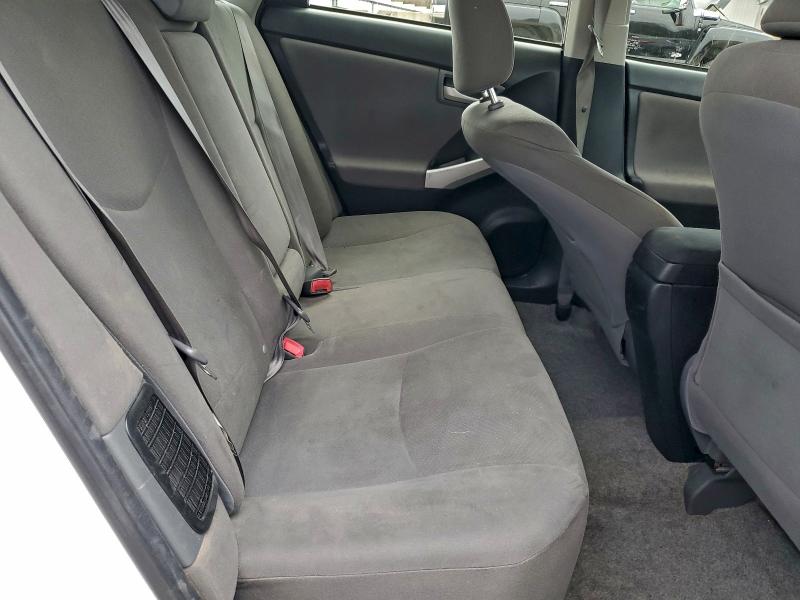 Photo 10 from auction – 2013 TOYOTA PRIUS with VIN JTDKN3DU2D1687040