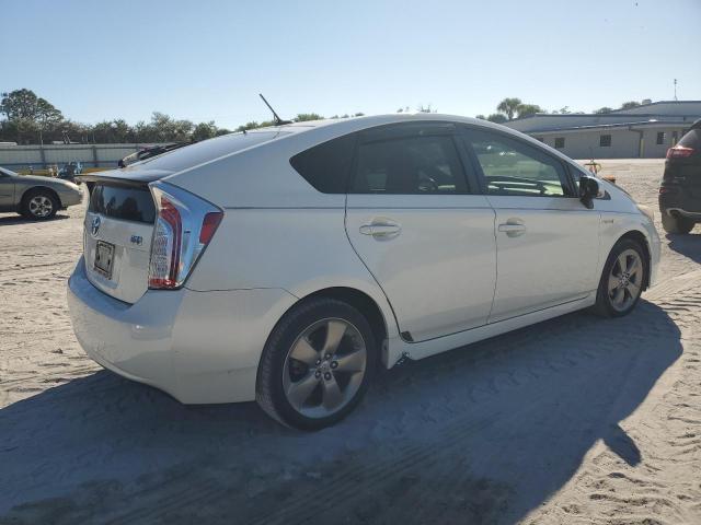 Photo 3 from auction – 2015 TOYOTA PRIUS with VIN JTDKN3DU9F0411804