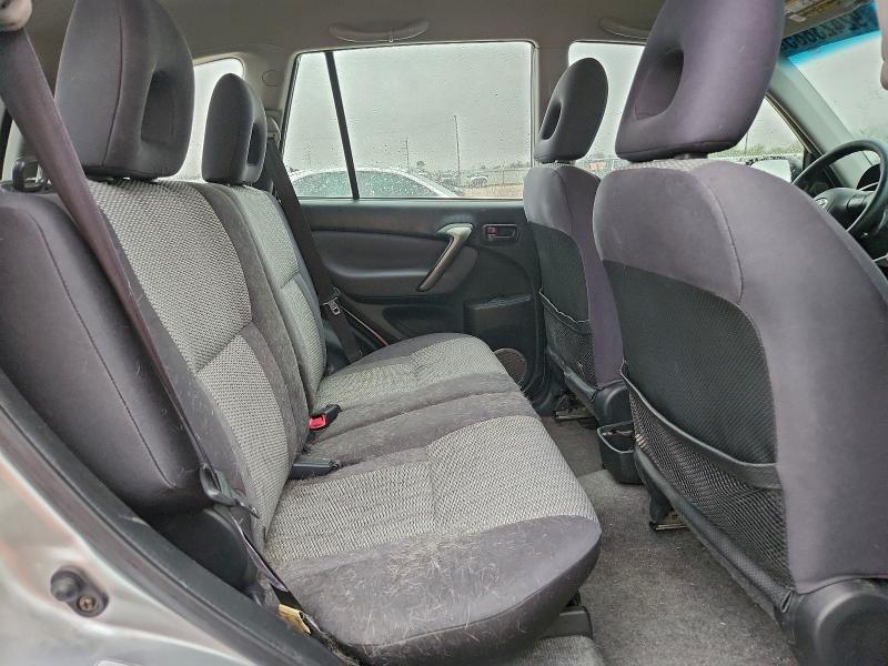 Photo 11 from auction – 2004 TOYOTA RAV4 with VIN JTEGD20V340017225