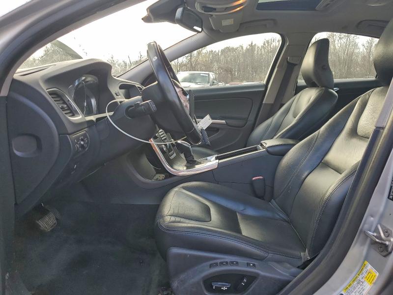 Photo 7 from auction – 2015 VOLVO S60 PREMIE with VIN YV1612TB7F1317271