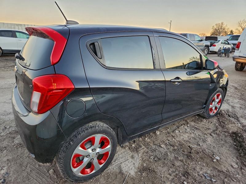 Photo 3 from auction – 2016 CHEVROLET SPARK 1LT with VIN KL8CD6SA2GC630081