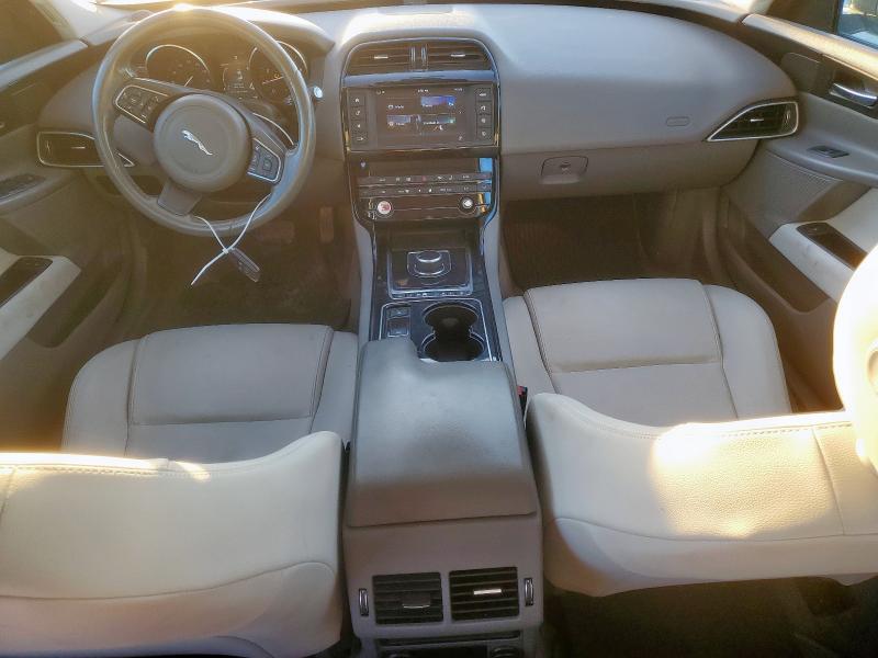 Photo 8 from auction – 2017 JAGUAR XE with VIN SAJAR4BG7HA976148
