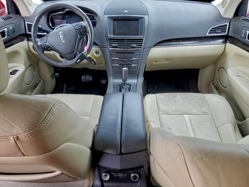 Photo 8 from auction – 2013 LINCOLN MKT with VIN 2LMHJ5AT1DBL50246