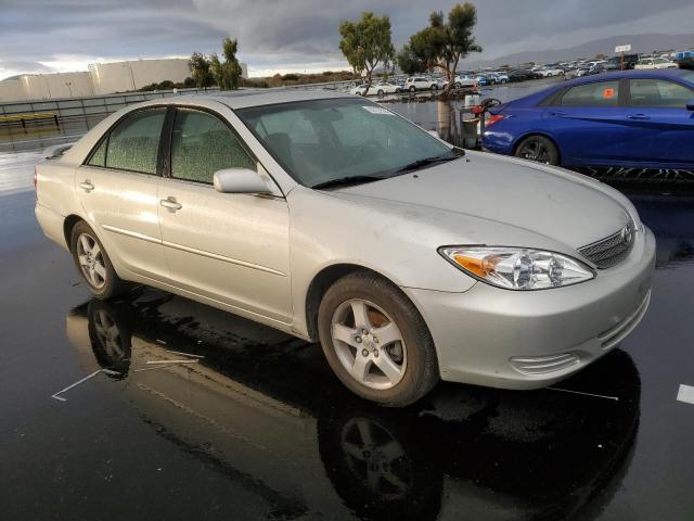 Photo 4 from auction – 2002 TOYOTA CAMRY LE with VIN JTDBE30K520044866