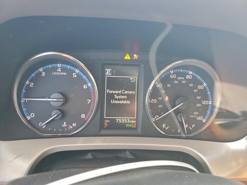 Photo 9 from auction – 2018 TOYOTA RAV4 LIMIT with VIN 2T3YFREV4JW508382