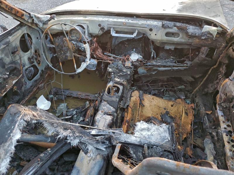 Photo 8 from auction – 1983 PORSCHE 944 with VIN WP0AA0944DN452601
